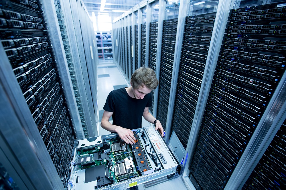 Who is a dedicated server for